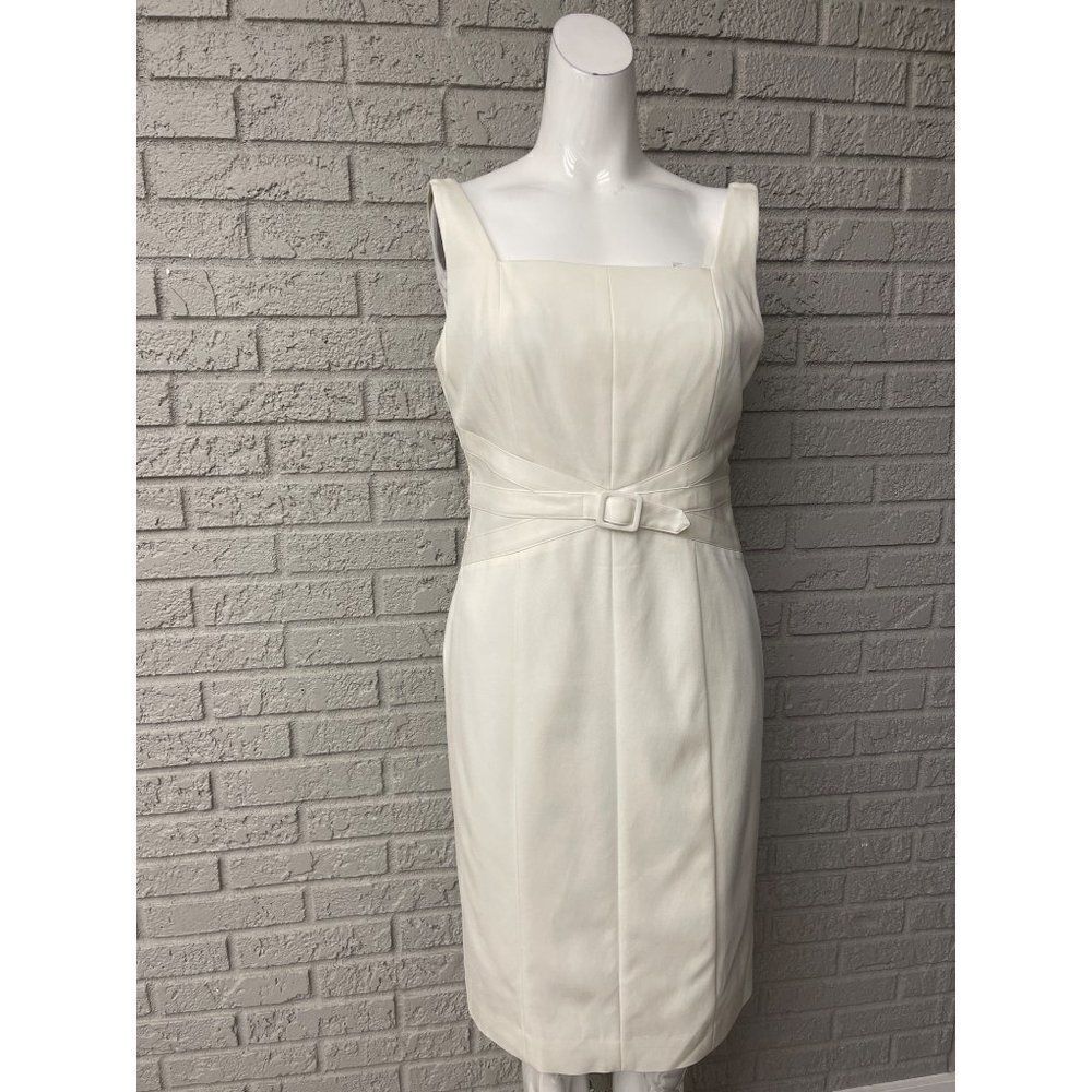 DD Collection White Sleeveless Sheath Dress Size 6